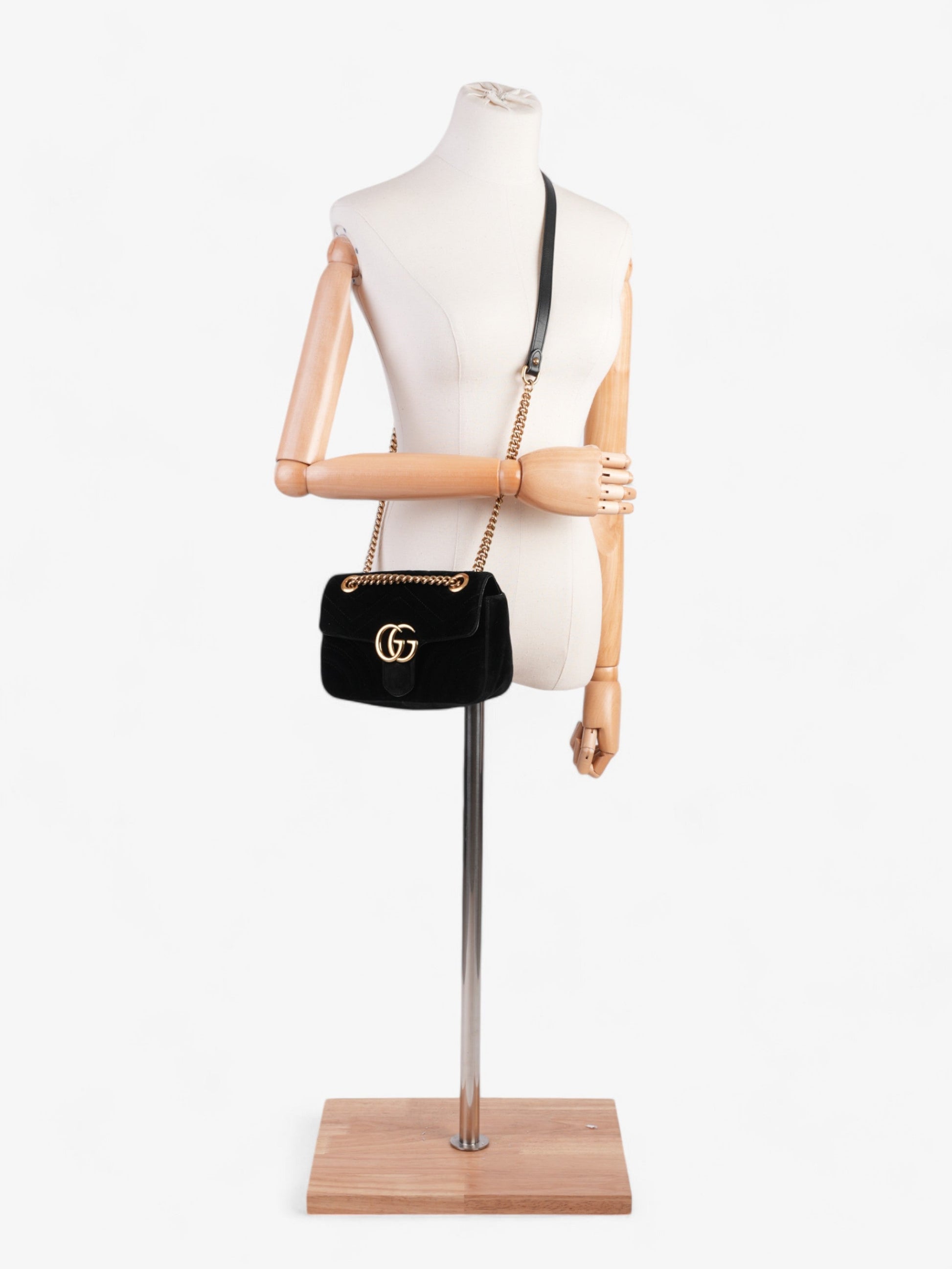 Gucci Marmont Velvet Shoulder Bag Black Mini 4