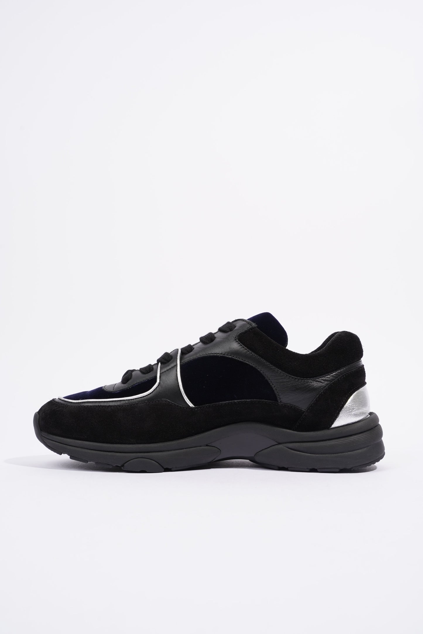 Chanel CC Logo Runner Black   Navy Velvet EU 38.5 UK 5.5