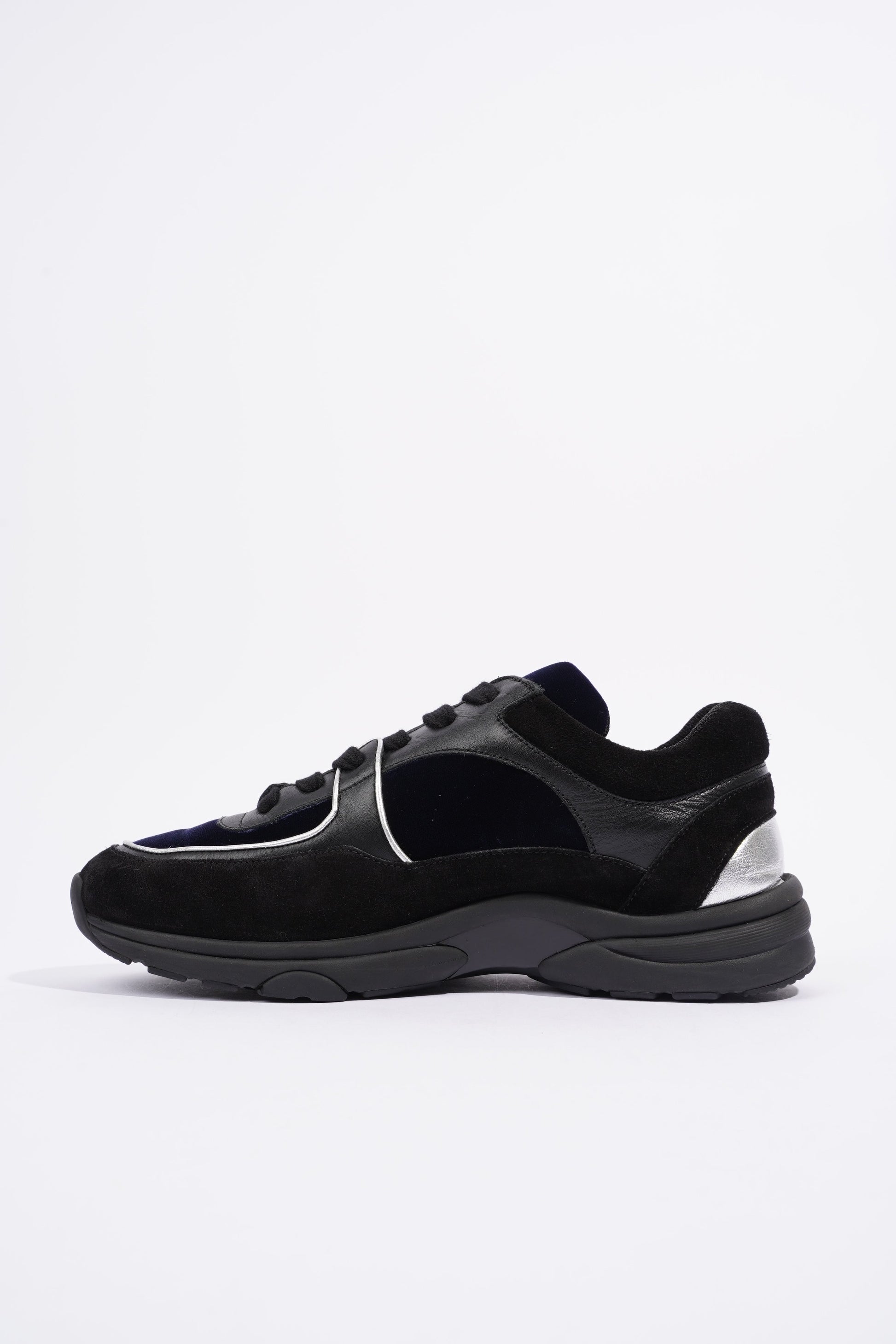 Chanel CC Logo Runner Black   Navy Velvet EU 38.5 UK 5.5