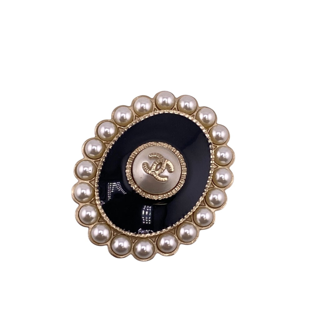 Chanel Brooch A17V Pearl COCO Mark Gold Handbag