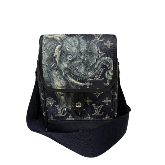 Louis Vuitton M54246 savanna Messenger BB Monogram Leather Navy Crossbody Bag