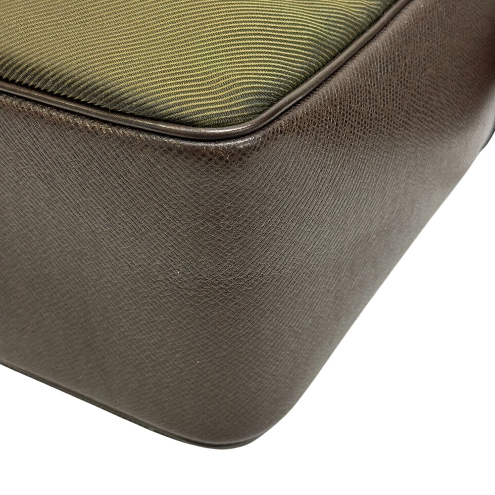 Louis Vuitton M30868 Taiga Thai meal Leather Nylon Green Khaki Shoulder Bag