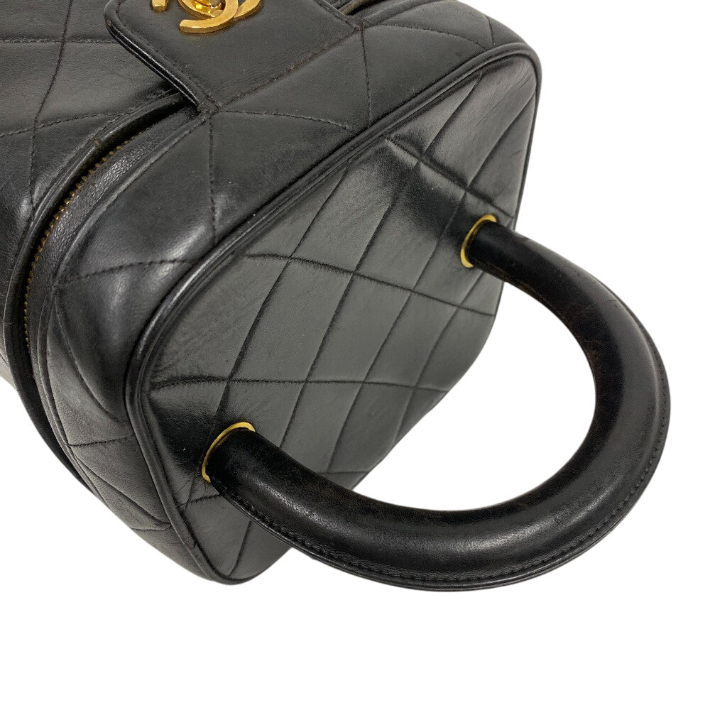 Chanel Matrasse Black Leather Handbag 2