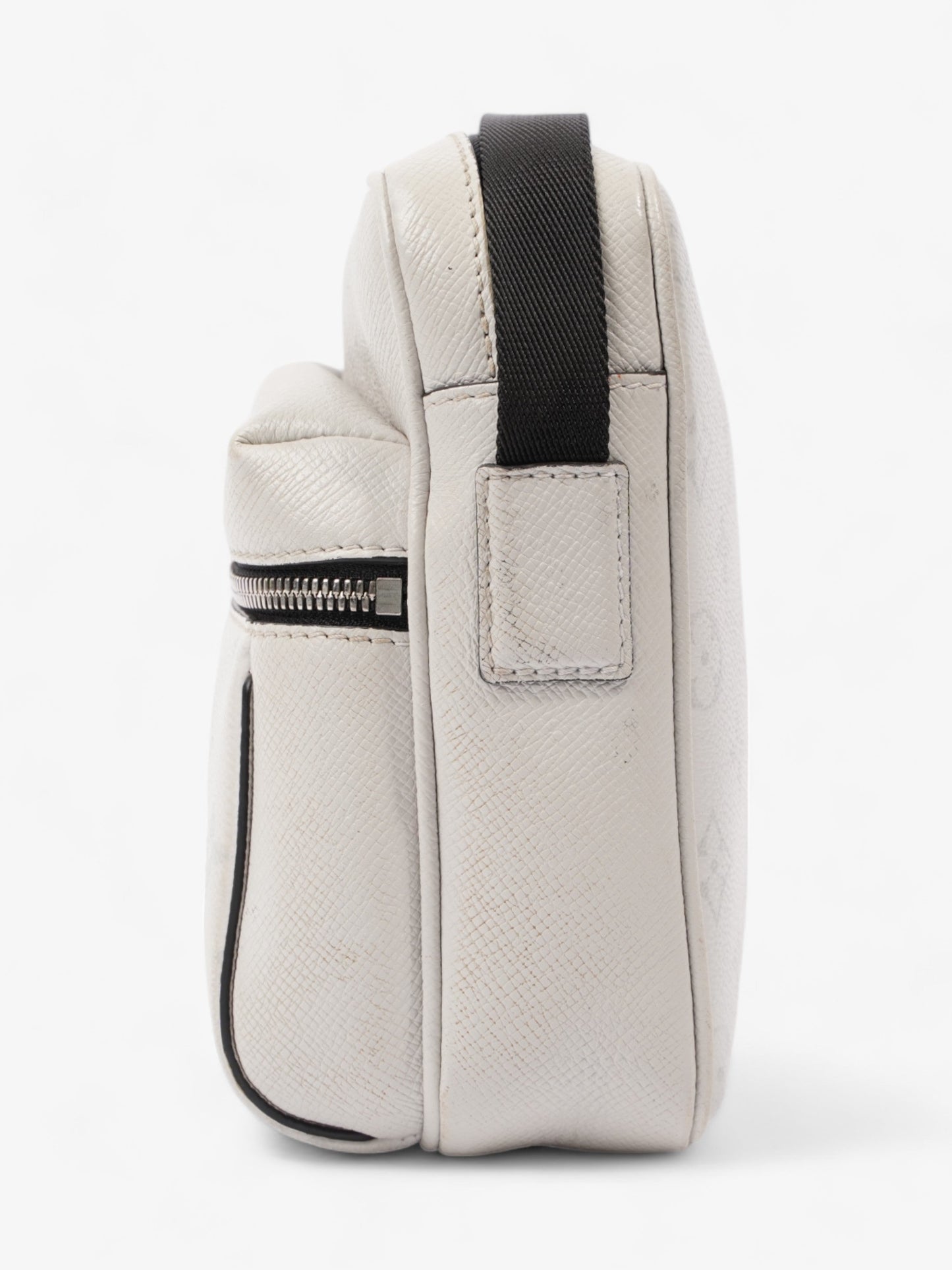 Louis Vuitton Outdoor Taigarama Messenger Monogram Leather White Crossbody Bag