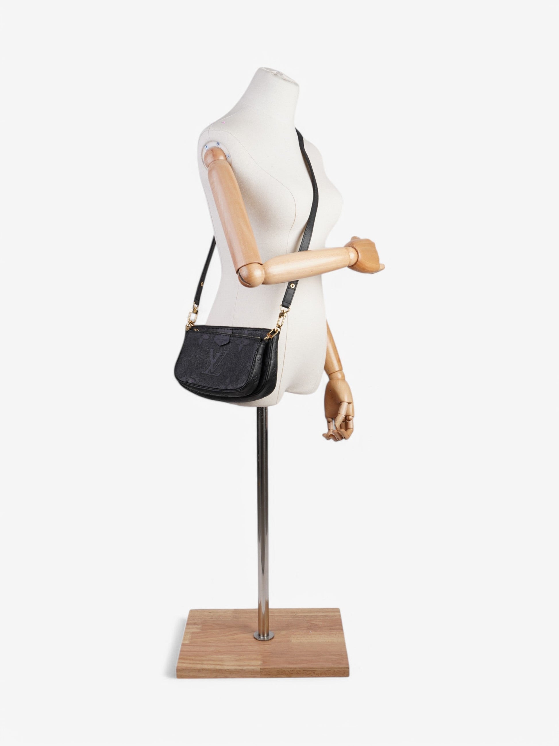 Louis Vuitton Multi Pochette Accessoires Embossed Leather Black Clutch Bag
