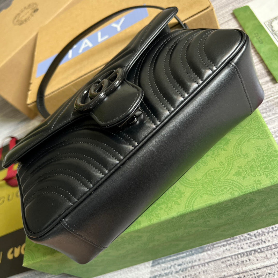 gg Marmont , ’s 10in Matelasse Black Small Shoulder Bag