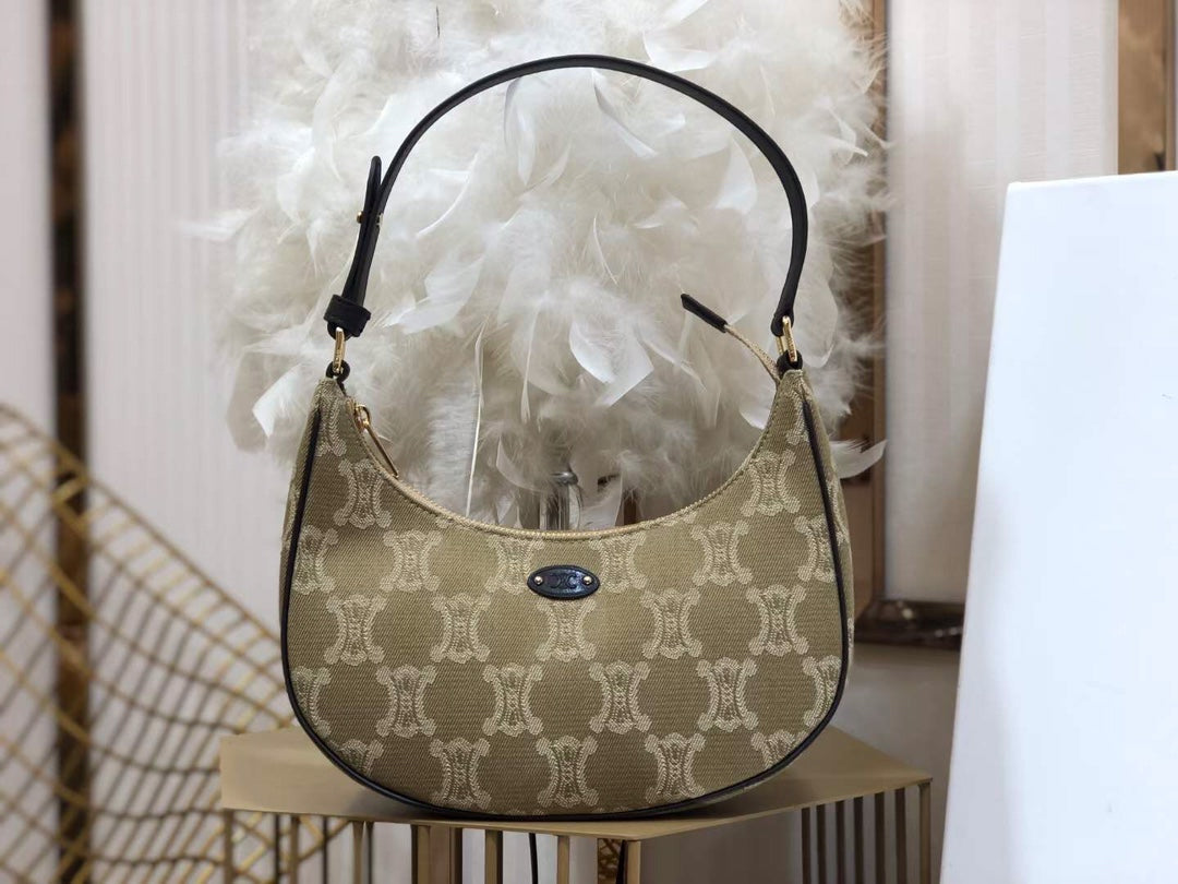 Top Quality Ava Bag In Triomphe Xl Canvas Beige Travel Bag