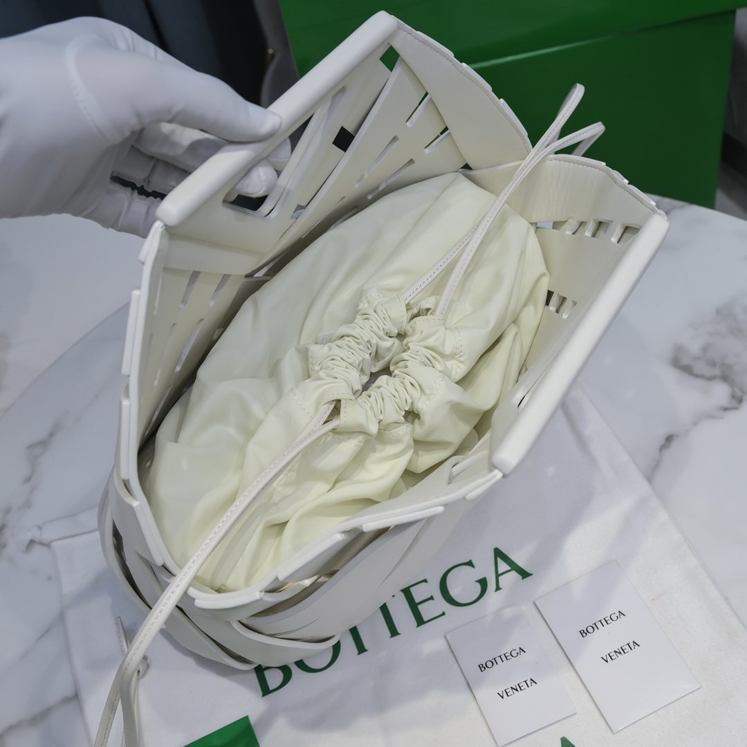 Top Quality Point For Women Bags White Travel Bag