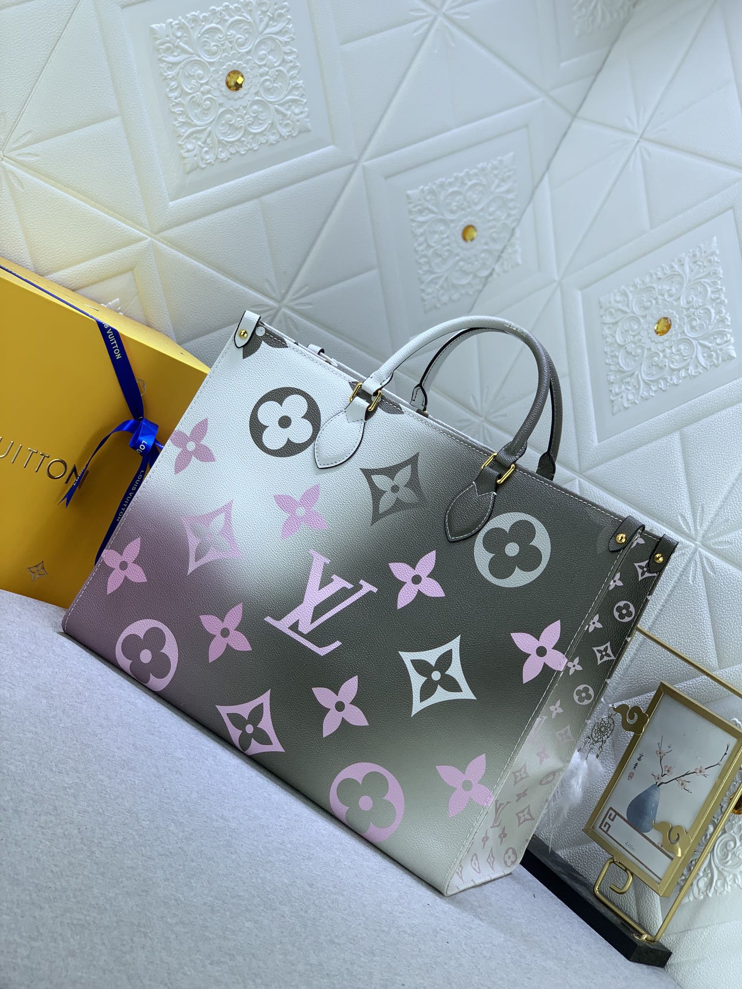 EN - Luxury LUV 750 Travel Bag