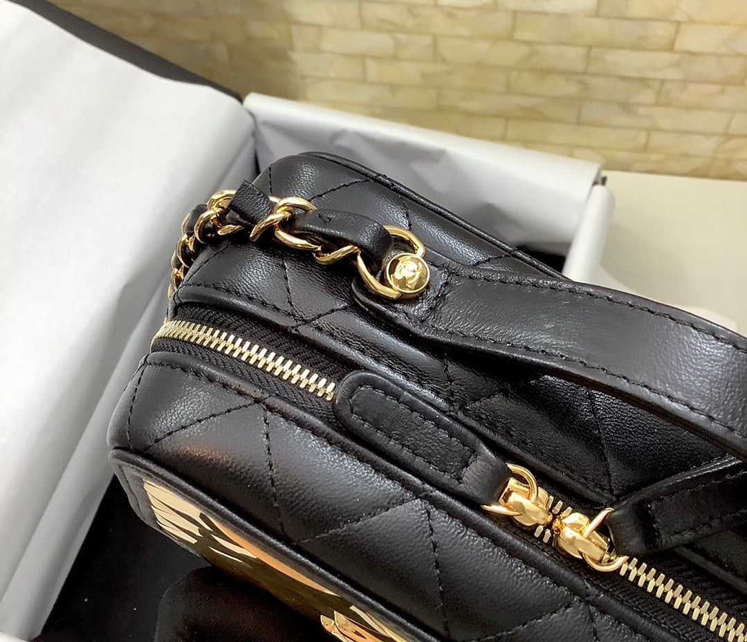 CHLVanity Case Metal , ’s Black Gold Crossbody Bag