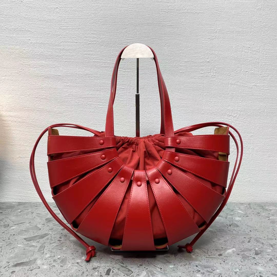 Top Quality Metop Qualityum Shoulder Bag For Red
