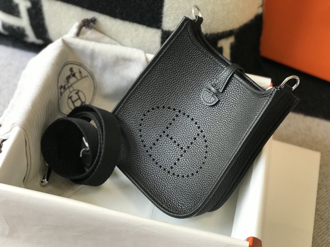 Top Quality Evelyne For Women Sitop Qualityer Black Mini Travel Bag