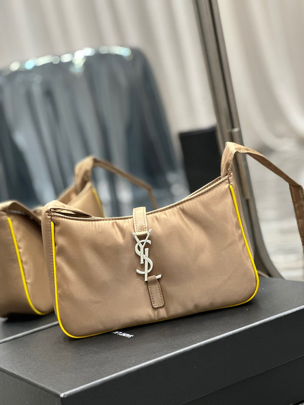 YSL Saint Laurent Ysl Saint Laurent Bags 163 Travel Bag