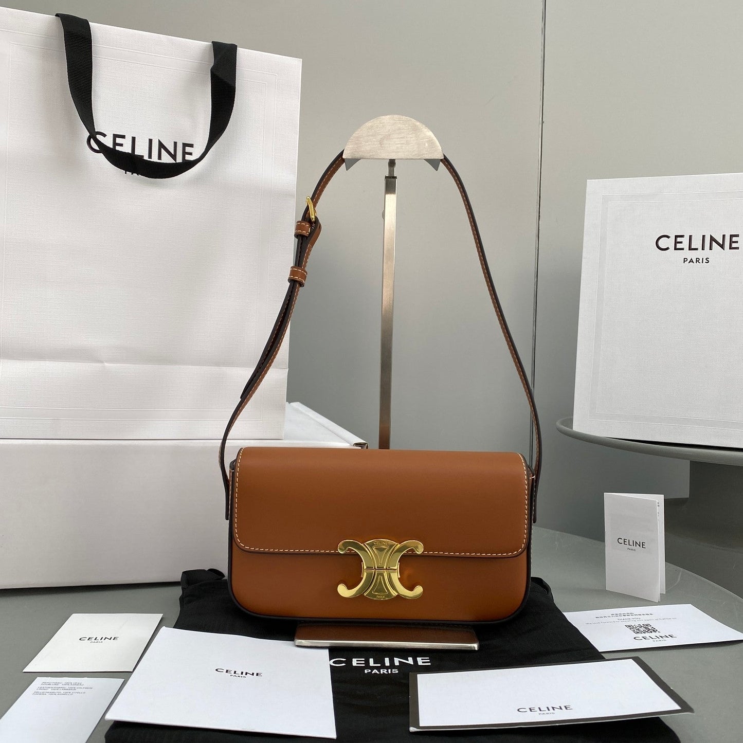 Top Quality Triomphe Shoulder Bag For Women Brown 194143Bfn04Lu 4549