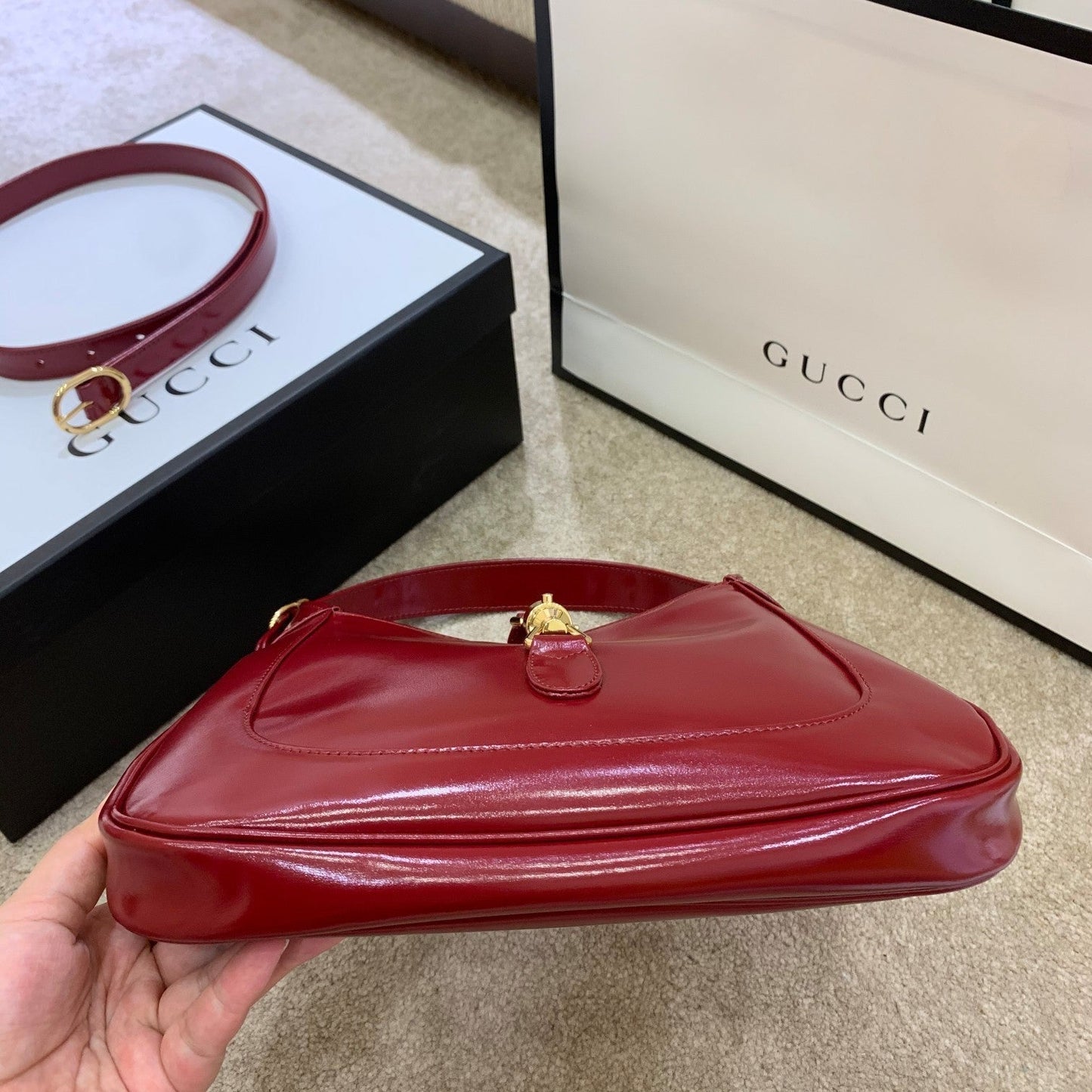 gg Jackie 10.8in 27cm gg Red Small Shoulder Bag
