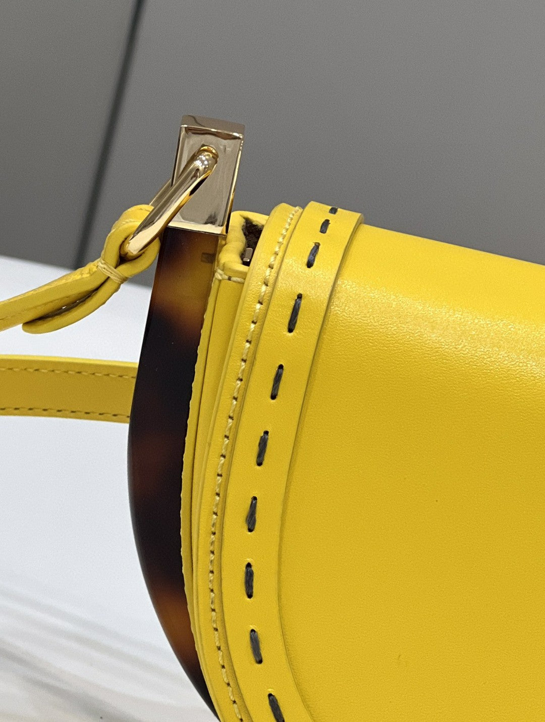 Top QualityTop Quality Moonlight Saddle Handbag