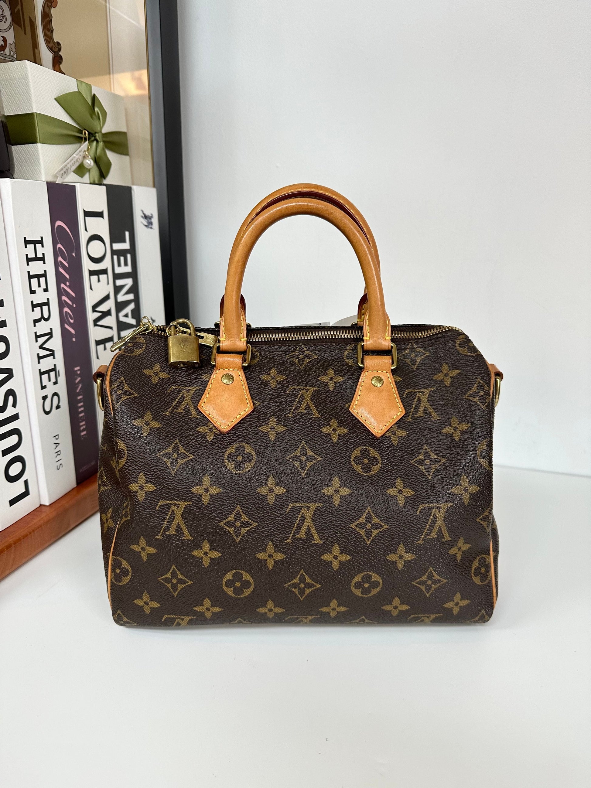 Louis Vuitton LV Monogram Speedy 25 with strap - Brown Handle Bags, Handbags #1SANCE