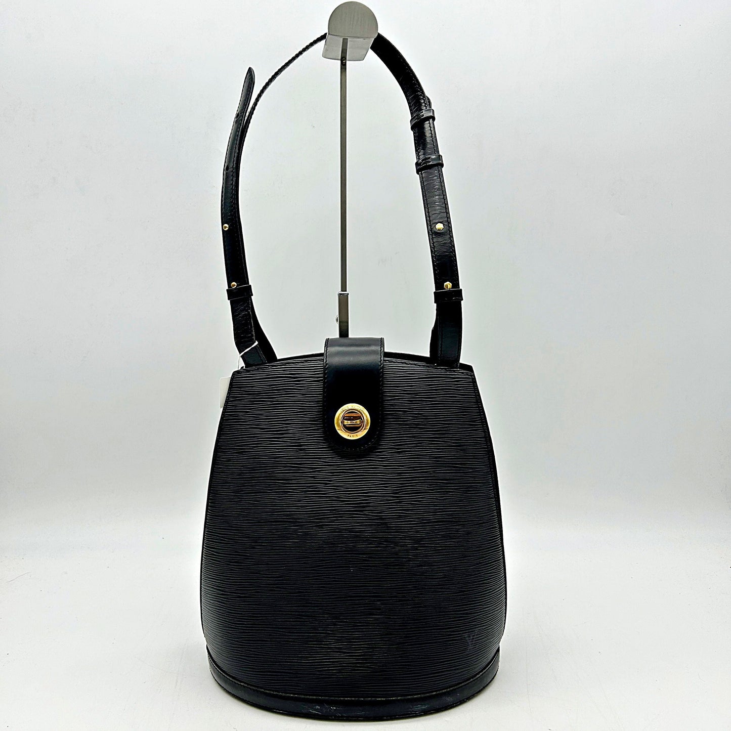 Louis Vuitton Epi Leather Cluny   - Black Bucket Bags, Handbags AF684