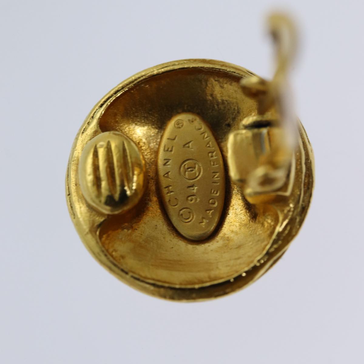 Chanel Coco Mark Earring Gold Tone Cc Auth Ar11595B