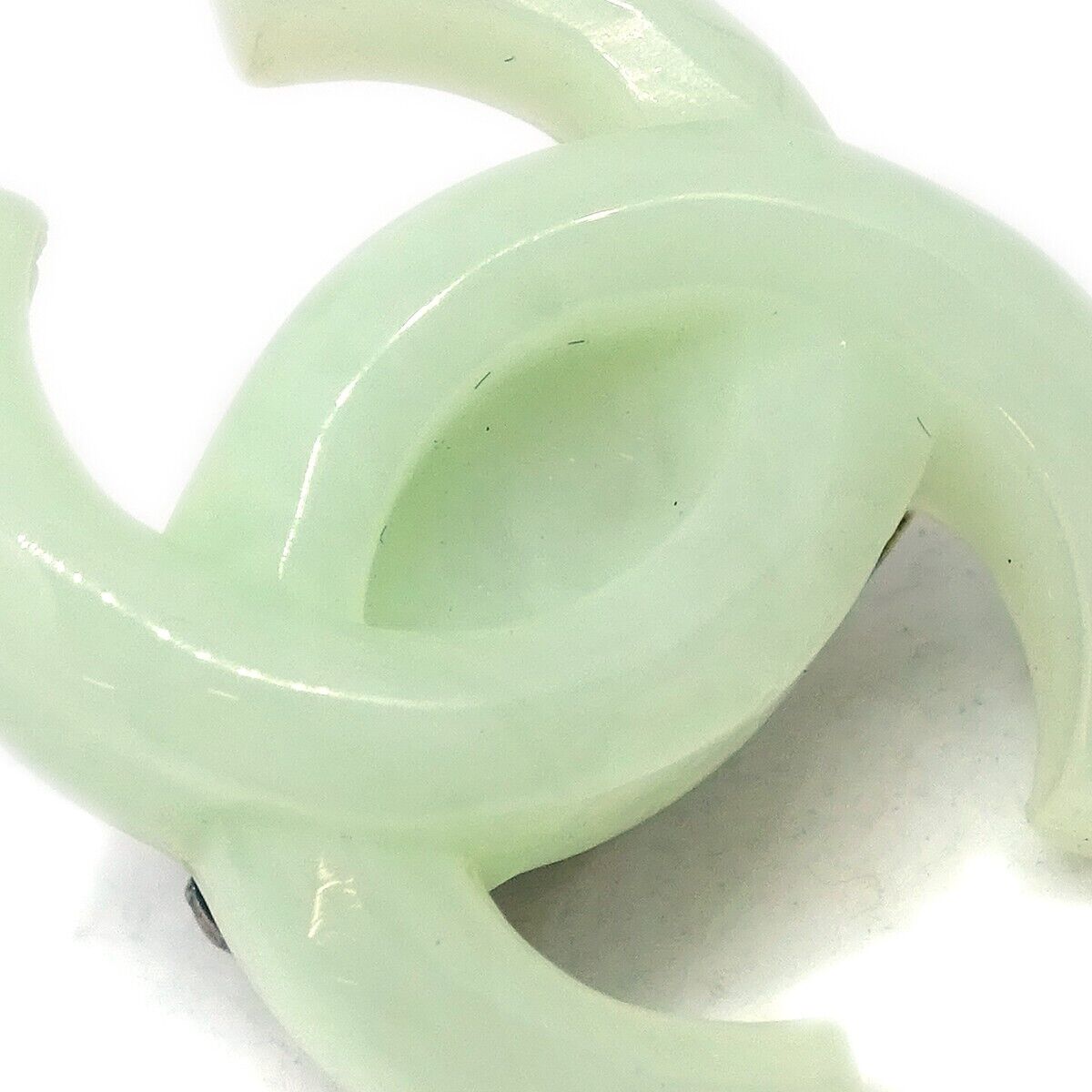 Chanel Cc Earrings Clip-On Light Green