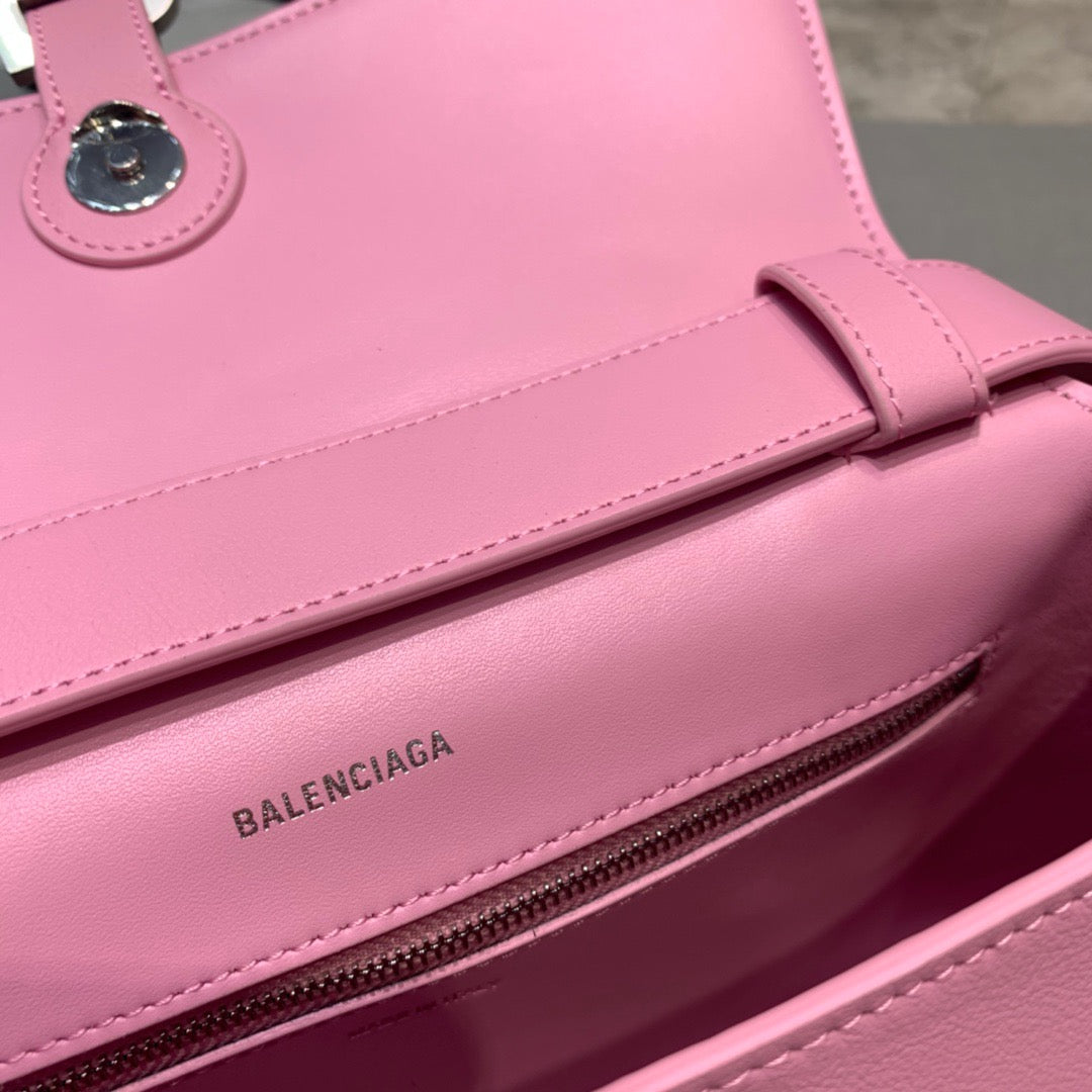 Top Quality Downtown Shoulder Bag In For Pink Small