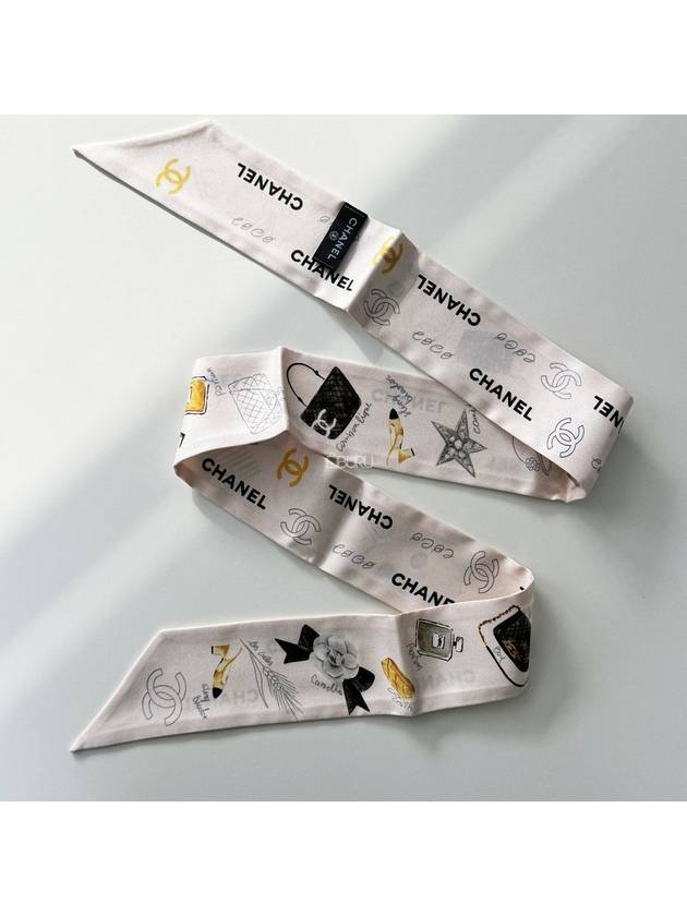 CC Logo Signature Printed Silk Twilly Bandeau Scarf White Chanel