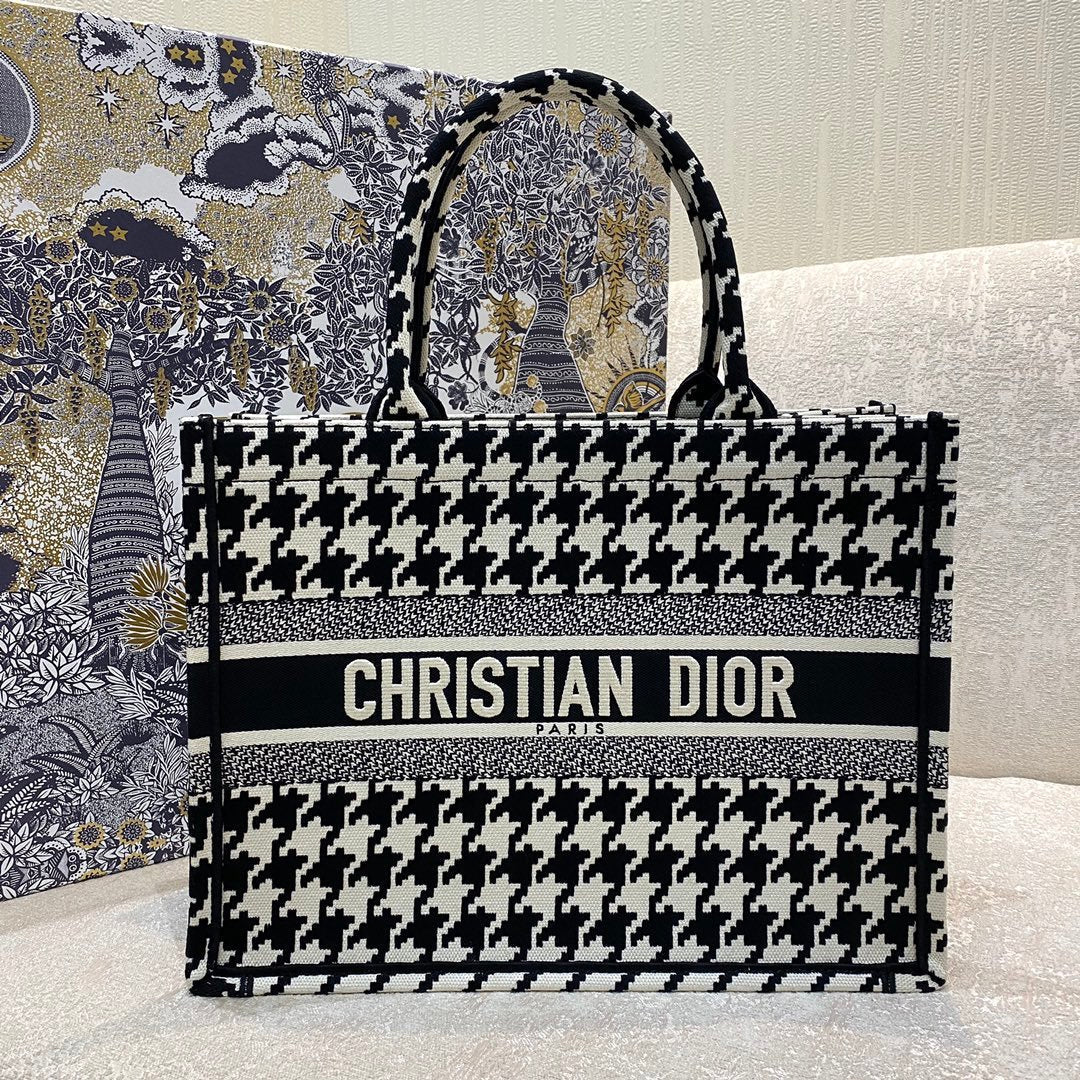 Metop Qualityum Book Macro Houndstooth Black Blue Book Tote Shoulder Bag