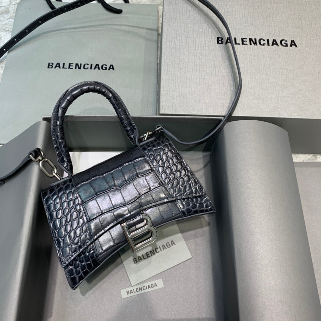 Top Quality Hourglass Xs Handbag In Dark Travel Bag