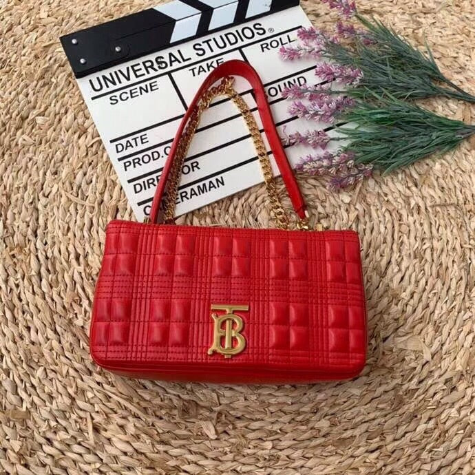 Top Quality Medium Lola Bag For Women Quilted Monogram Travel Bag 11In28Cm 4705