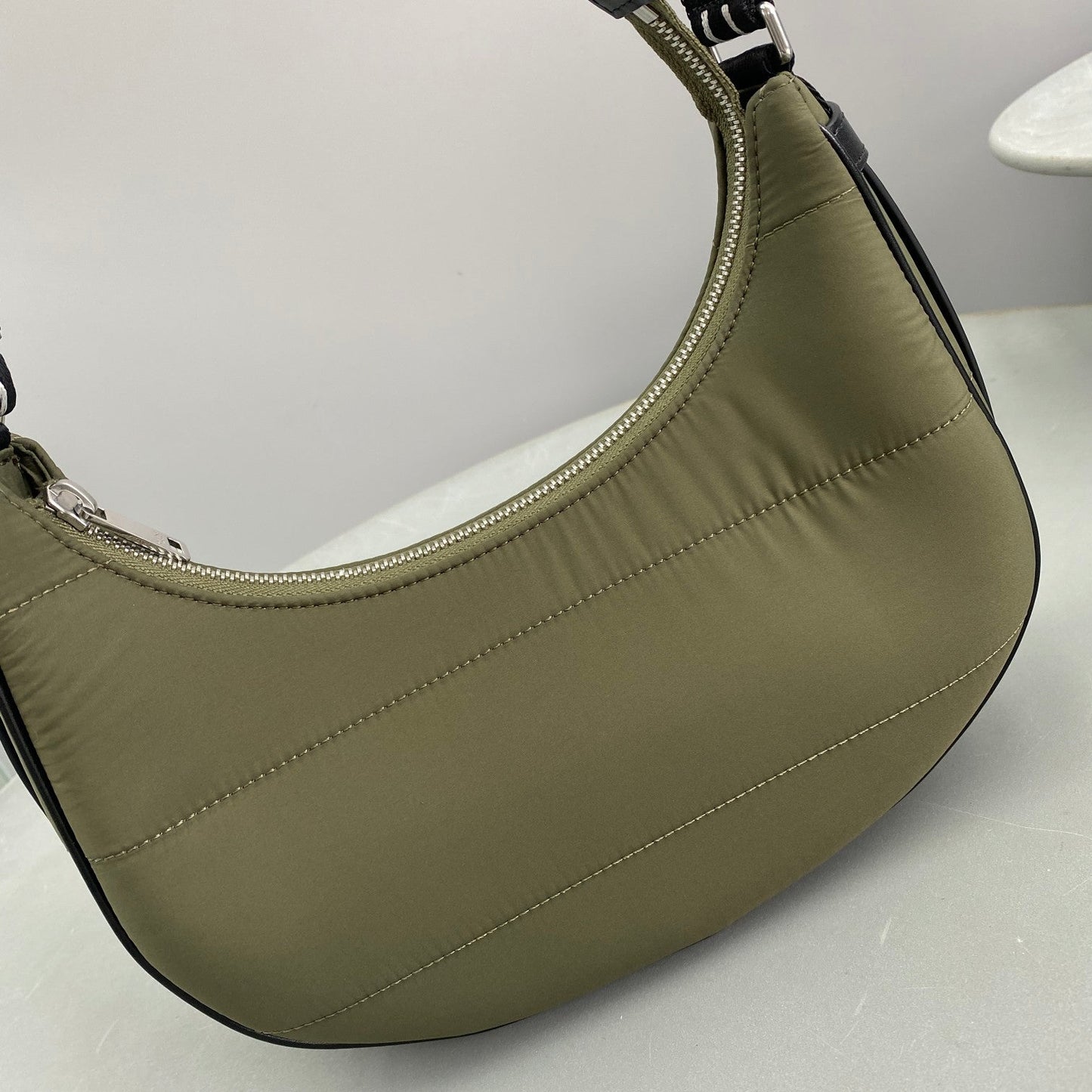 Top Quality Metop Qualityum Ava Bag With Nylon Quilted Travel Bag 196972Dli15Kh 7040