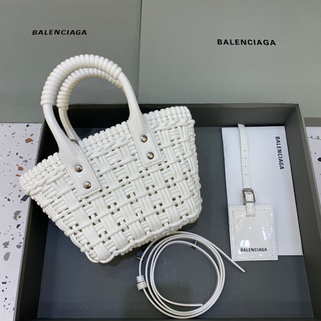 Top Quality Bistro Xs Basket With Strap White Travel Bag