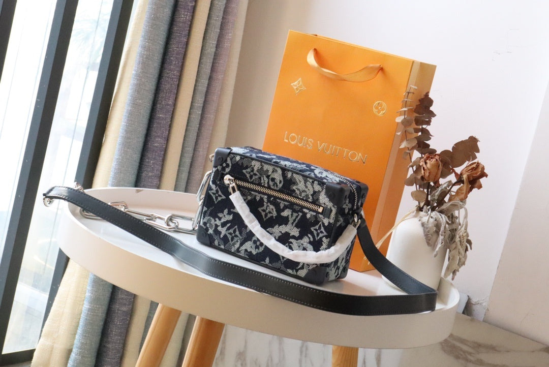 Top Quality Soft Trunk Tapestry By Virgil Canvas Monogram Crossbody Bag