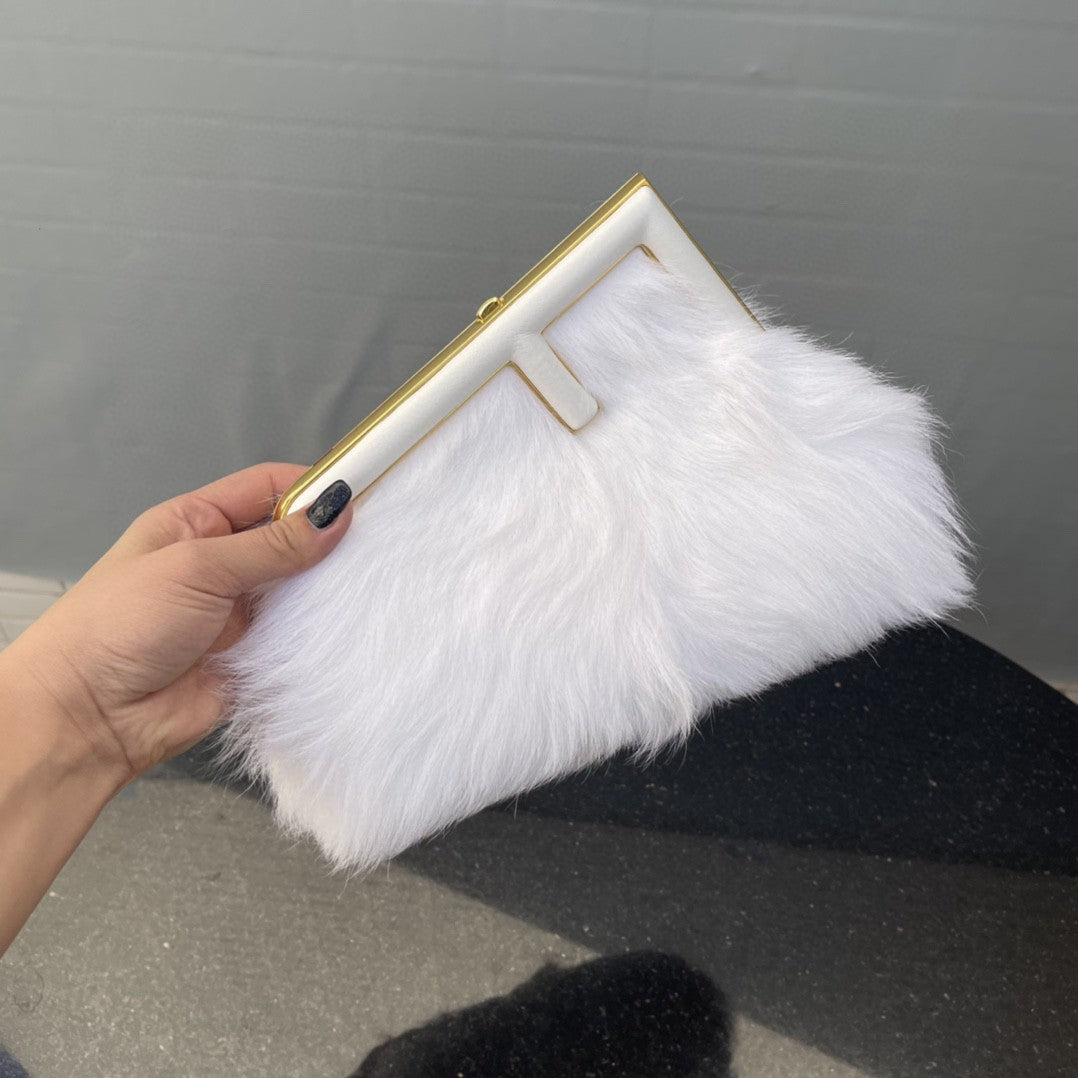 Fox Fur White Small Travel Bag