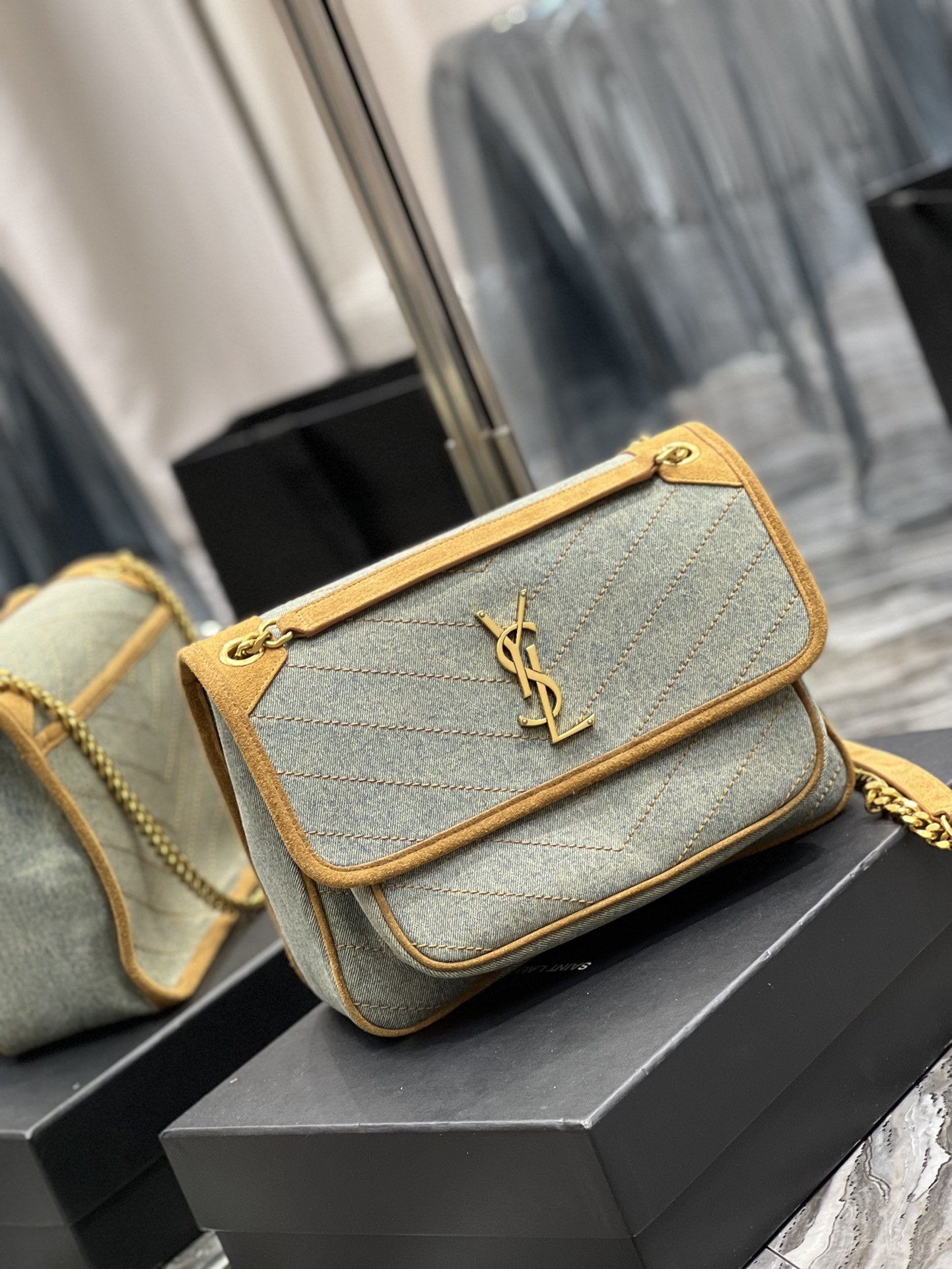 YSL Saint Laurent Niki 11in 28cm Canvas Medium Chain Handbag