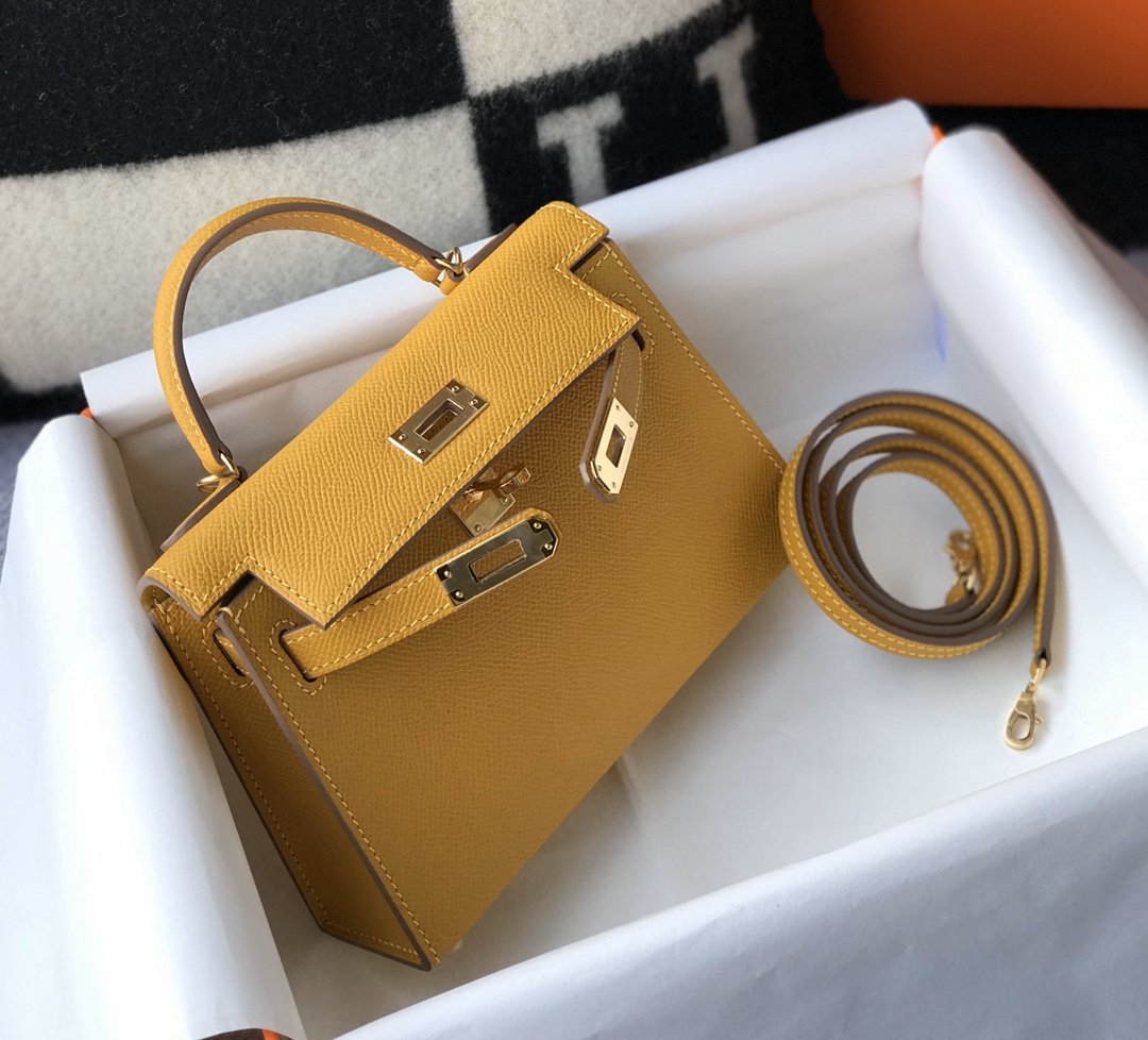 Top Quality Kelly Yellow With Toned Hardware Gold Shoulder Bag