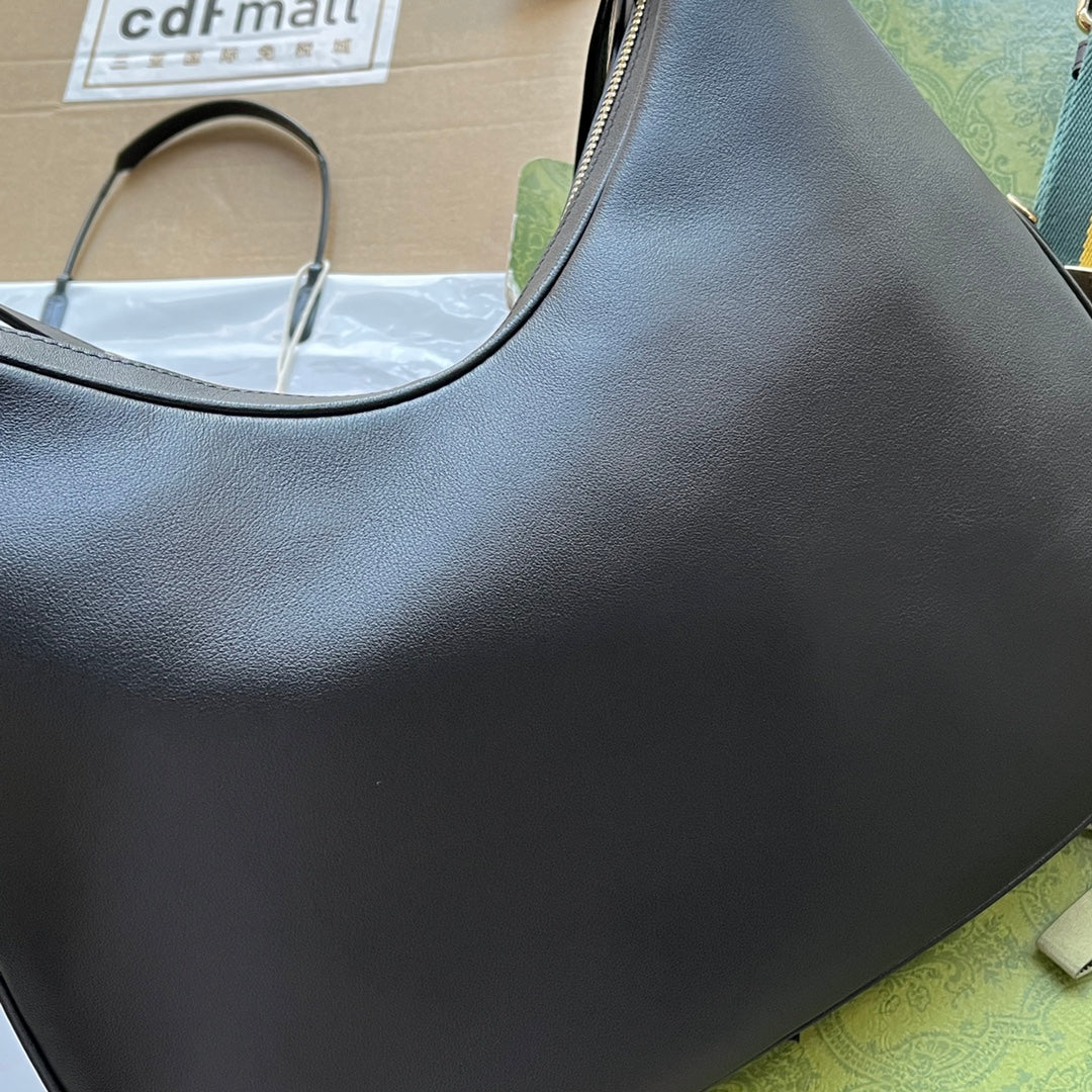 gg Atache , ’s 13.8in Black Large Shoulder Bag
