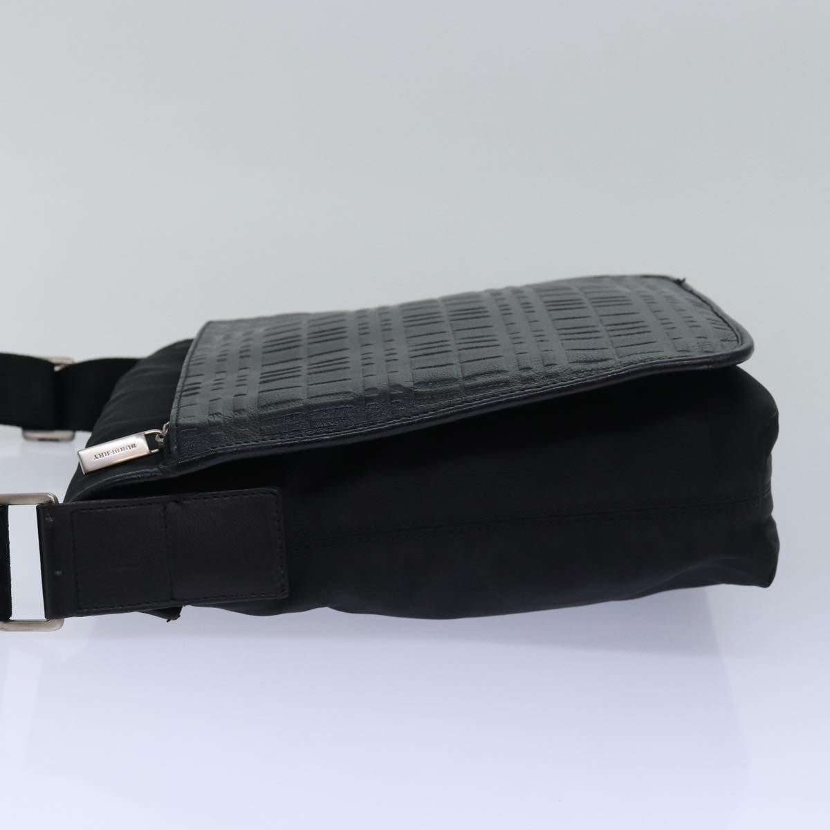 Burberry Luxury Shoulder Bag Auth Bs15733 Nylon Black