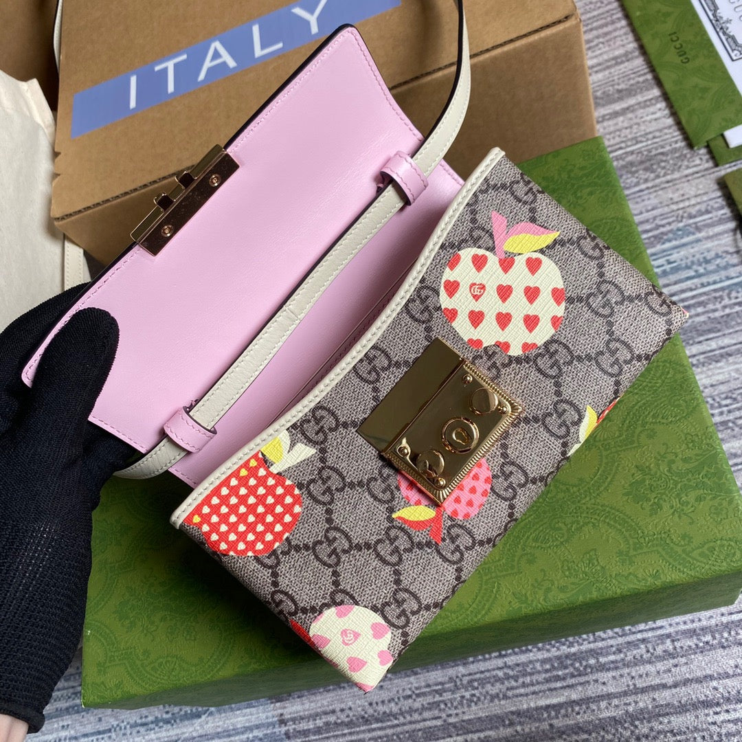 gg Padlock Strawberry , ’s Beige Mini Travel Bag