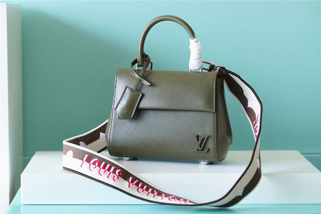 Top Quality Cluny Epi For Women Shoulder Green Mini Crossbody Bag