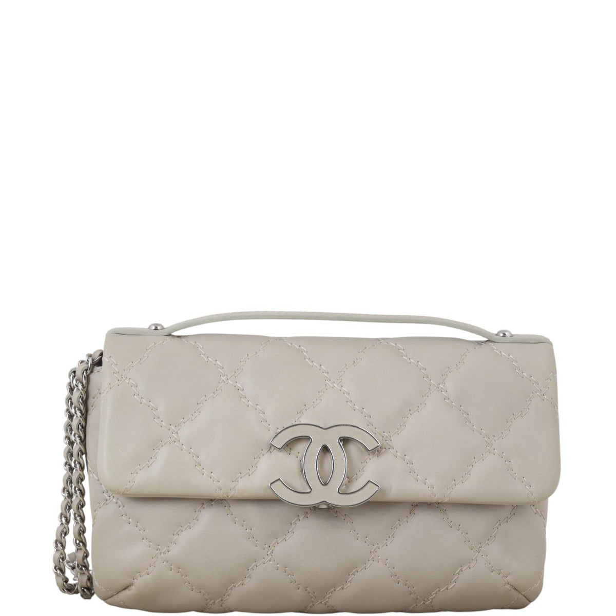 Chanel Hamptons CC Flap Bag Quilted White Crossbody Bag