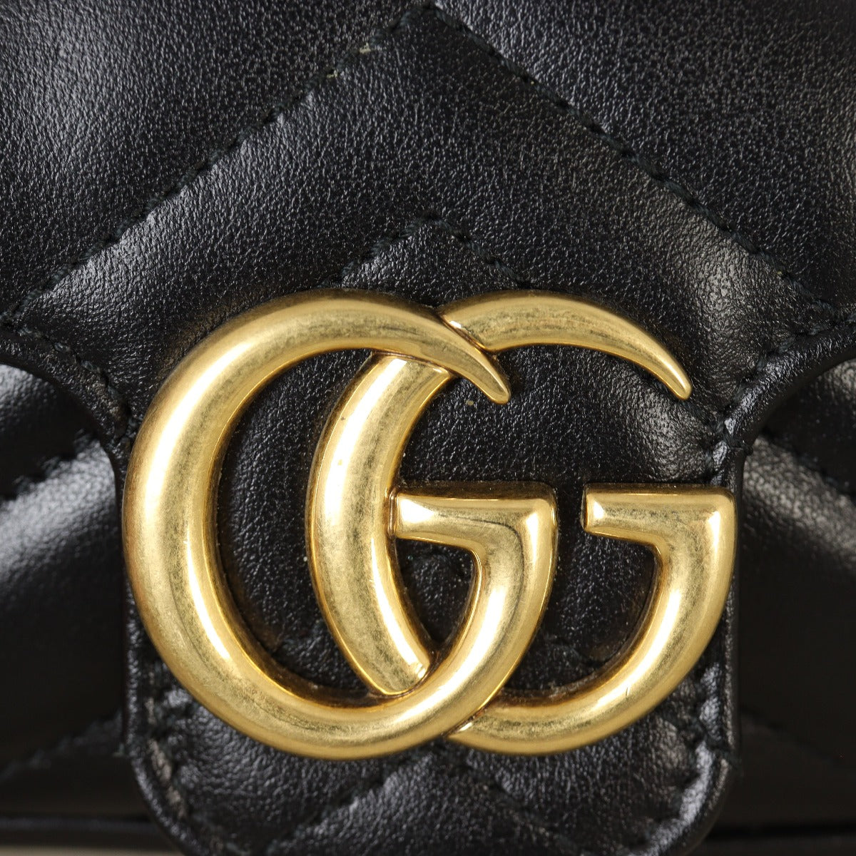 Gucci GG Marmont Matelasse Super Mini Shoulder Bag