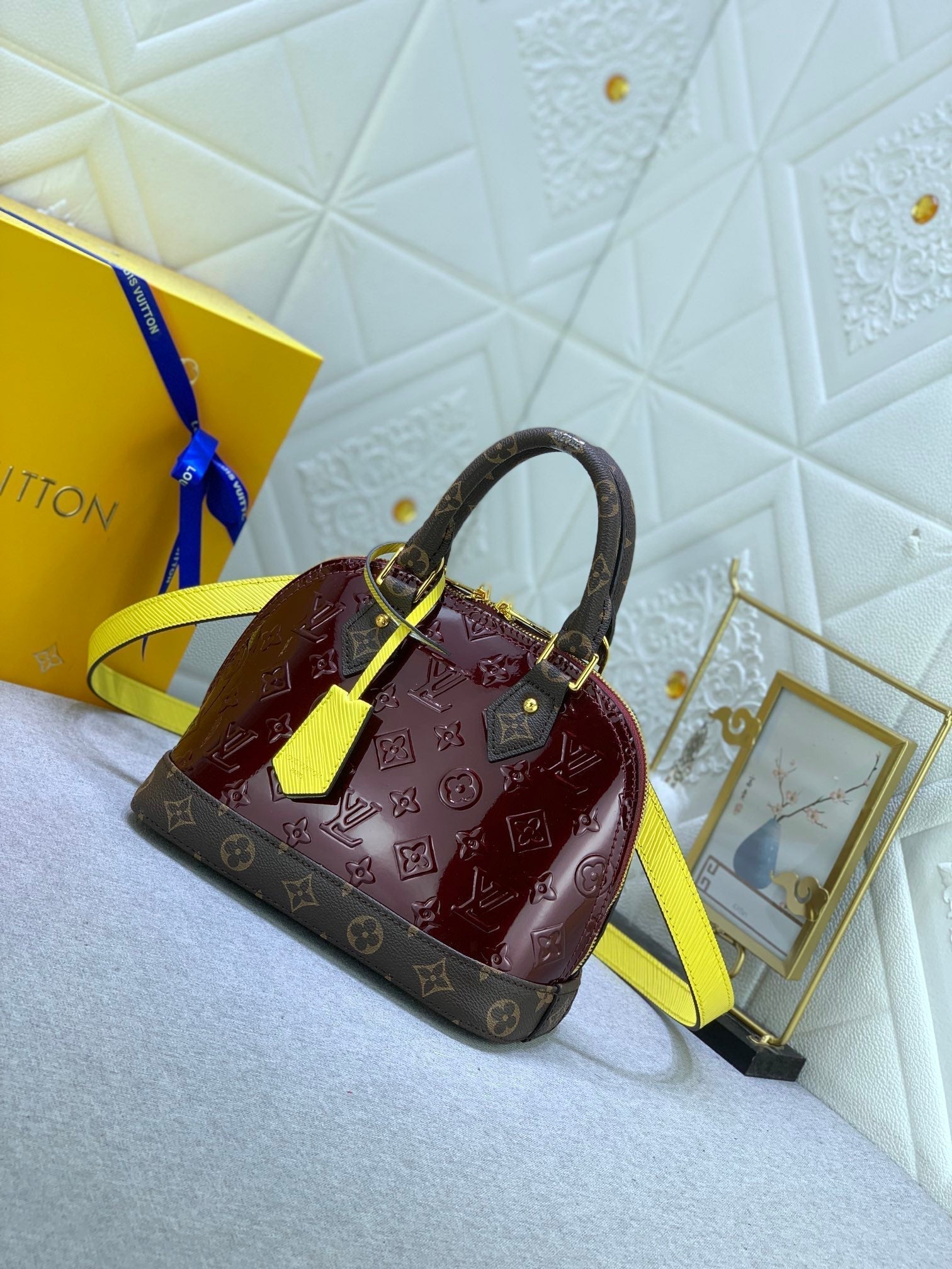 EN - Luxury LUV 837 Travel Bag