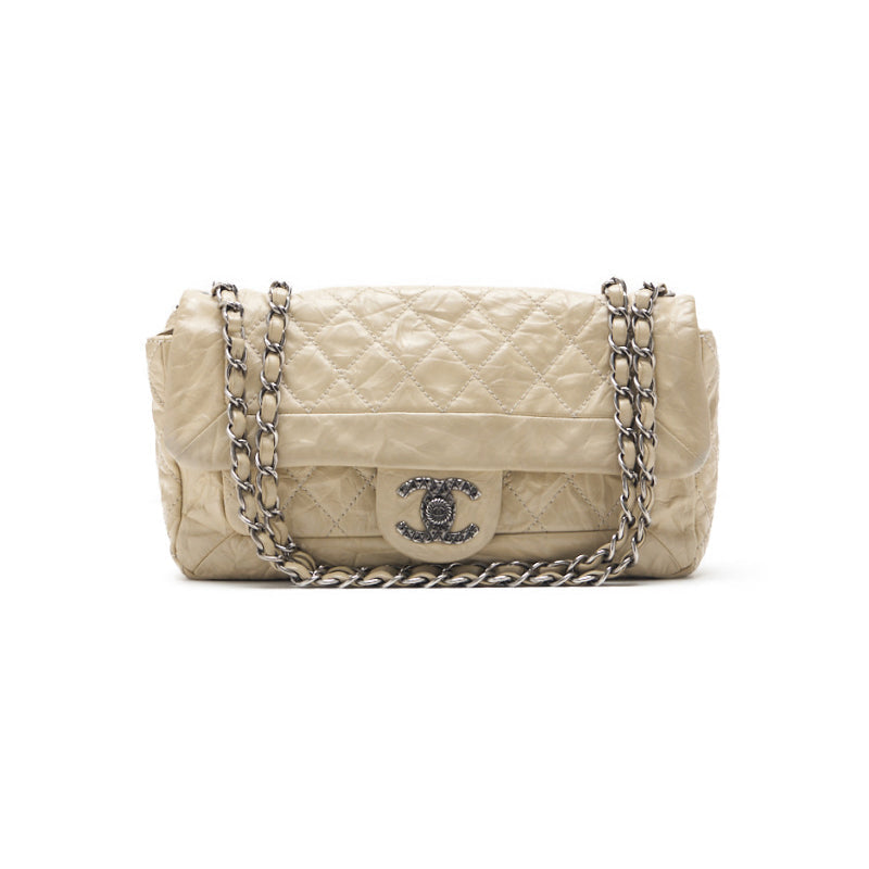 CHANEL ?CHANEL? Matrasse Chain Shoulder    Ivory (Silver G) Mini shoulder bag  shoulder bag Hybrid ? Ship?   shoulder bag Mini shoulder bag Lady shoulder bag