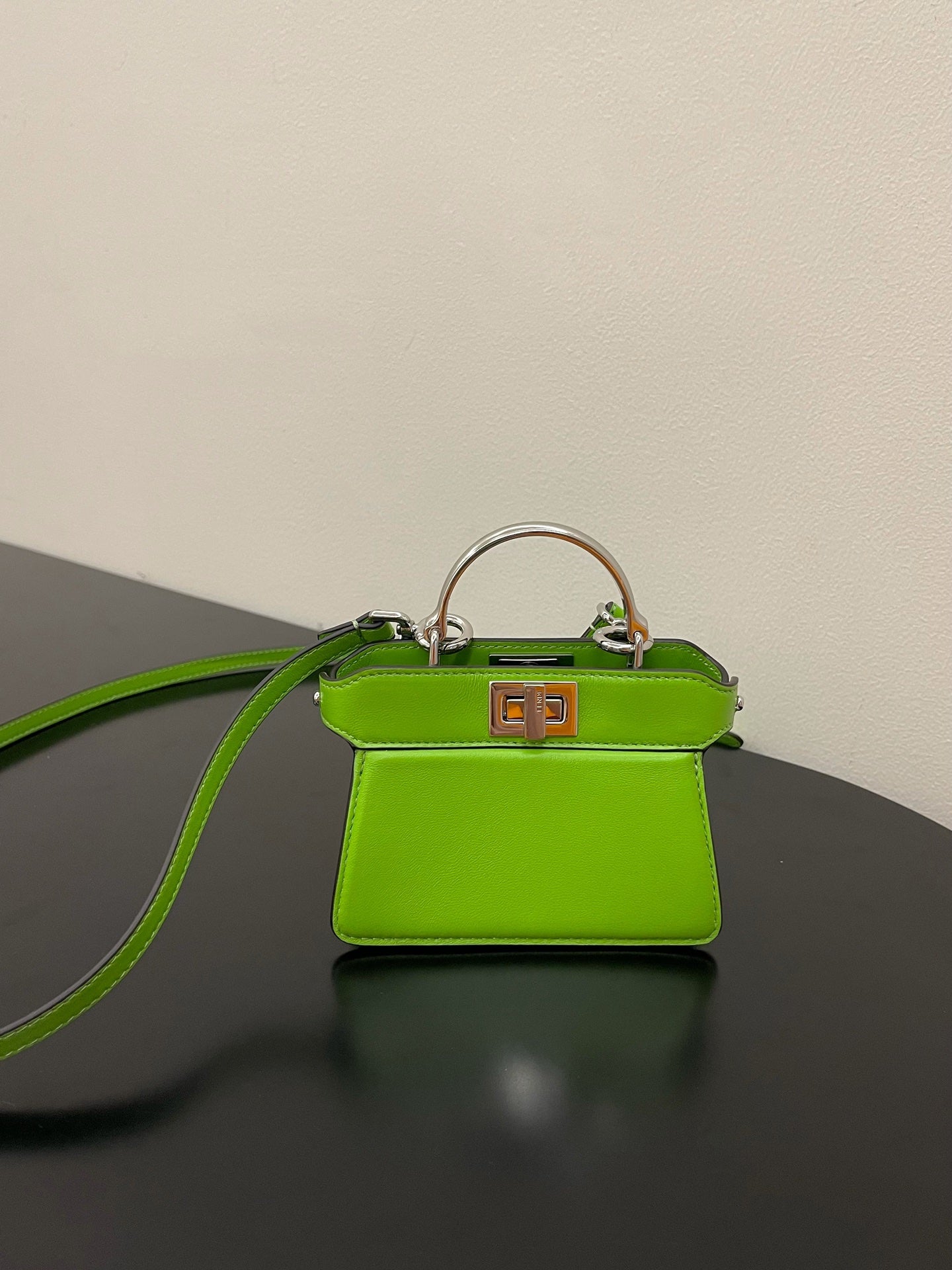 Iseeu Petite Micro Green Travel Bag