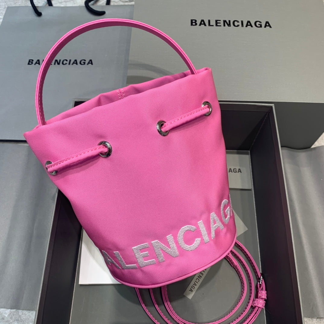 Top Quality Le Cagole Metop Qualityum Bag Pink Bucket Bucket Bag 118In30Cm 4909