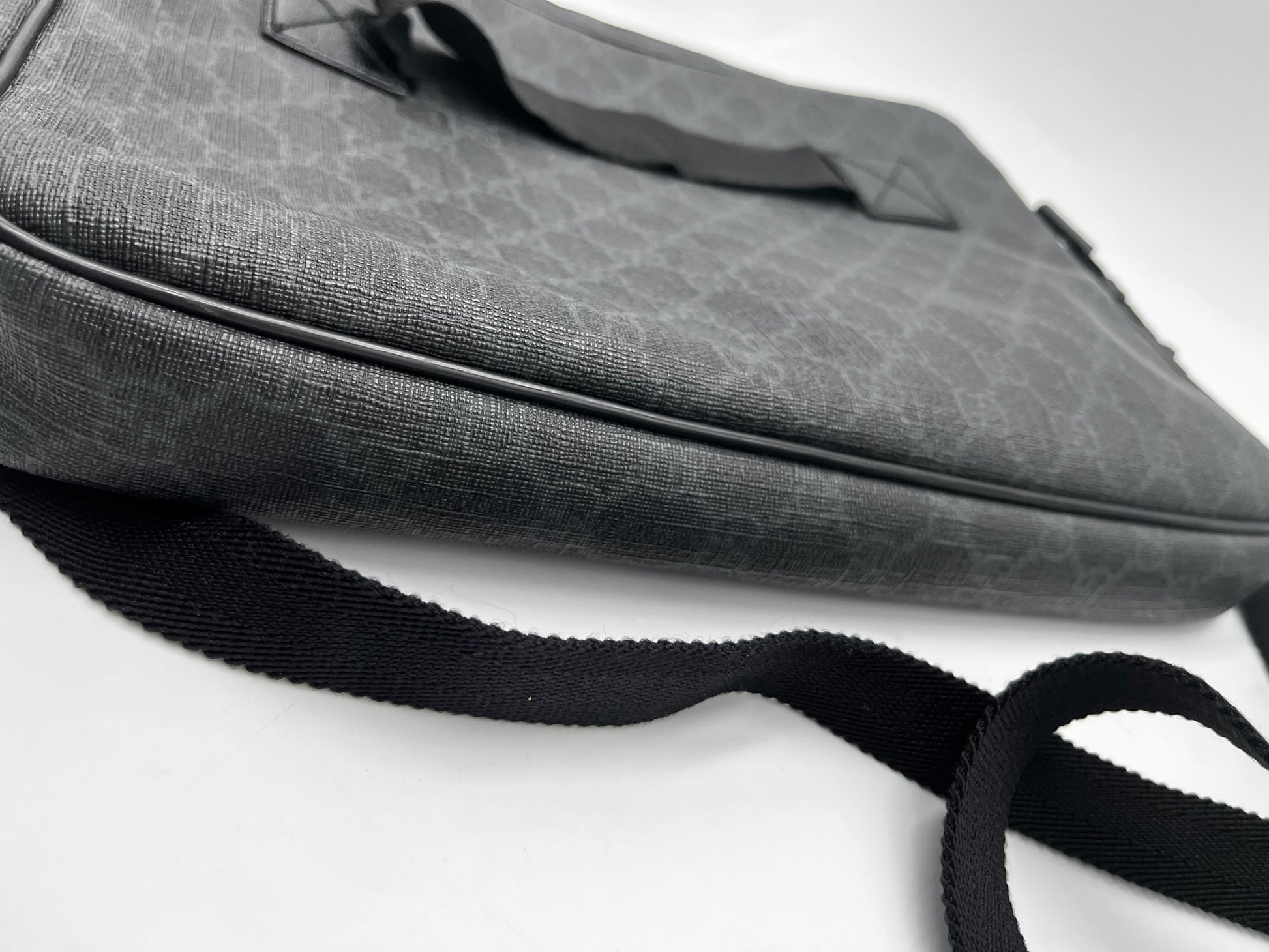 Gucci Gg Supreme Shoulder Bag Canvas Black Leather Shoulder Bag Bag