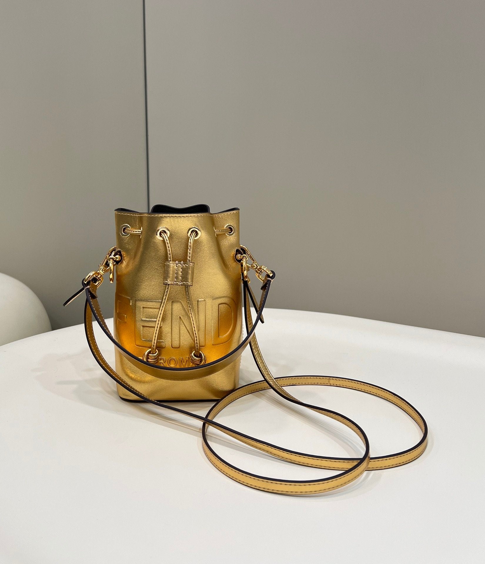 Fendi Top QualityTop Quality Mon Tresor Gold FF Crossbody Bag