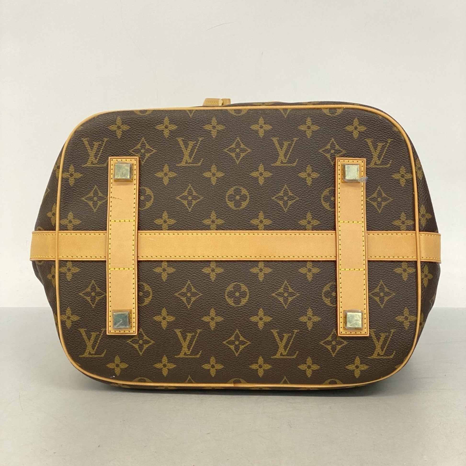 Louis Vuitton  Handbag