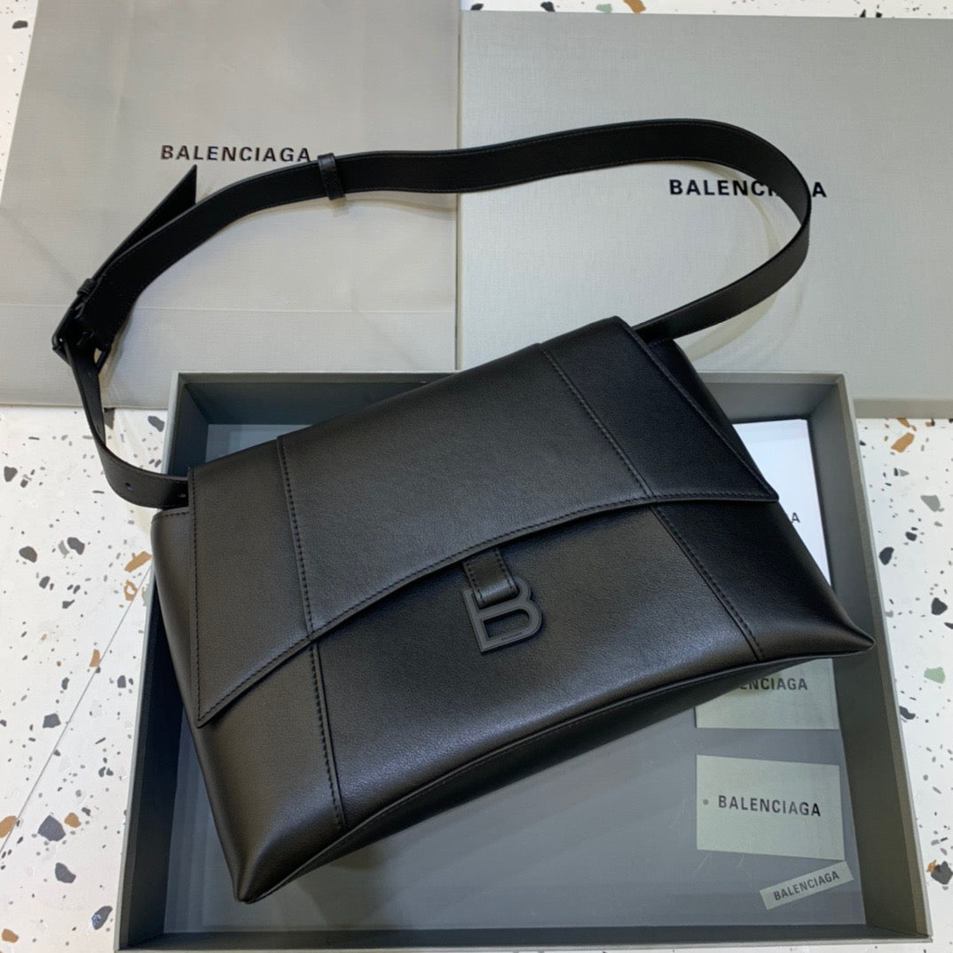 Top Quality Downtown Metop Qualityum Shoulder Bag Black