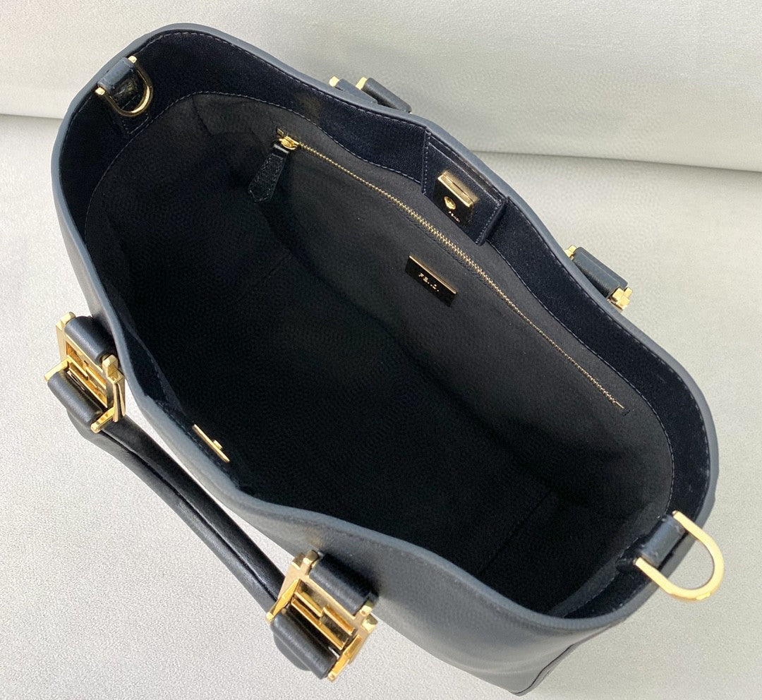 Fendi Top QualityTop Quality FF 30cm Black Small Shoulder Bag